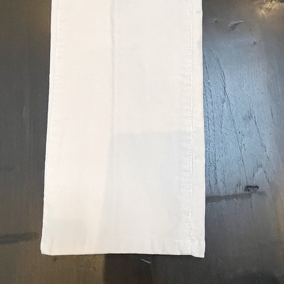 SALE J. Jill Cream Narrow Wale Corduroy, Mid Rise, 5 Pocket Boot Cut Jean, EUC - Picture 4 of 7